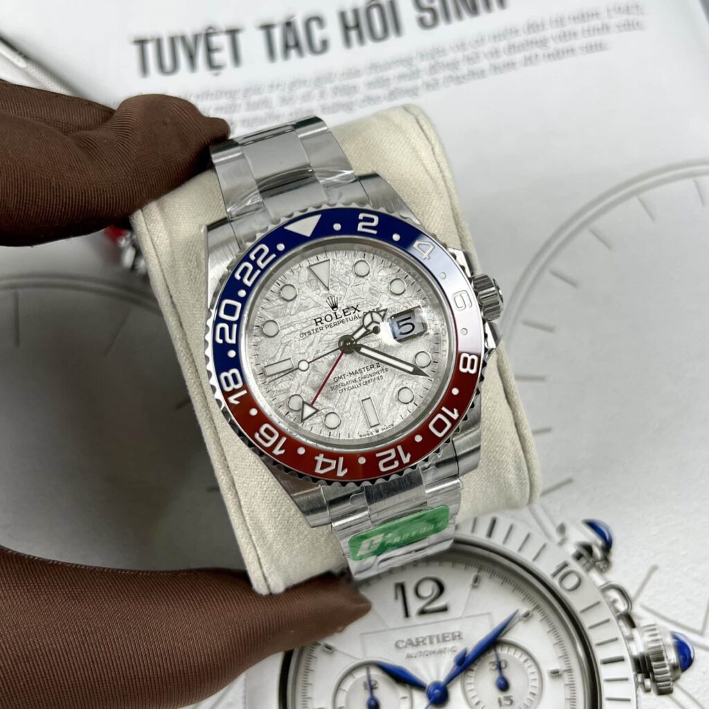 Super Clone Rolex GMT-Master II Meteorite Dial 126719BLRO “Superman” Oyster — case and bezel