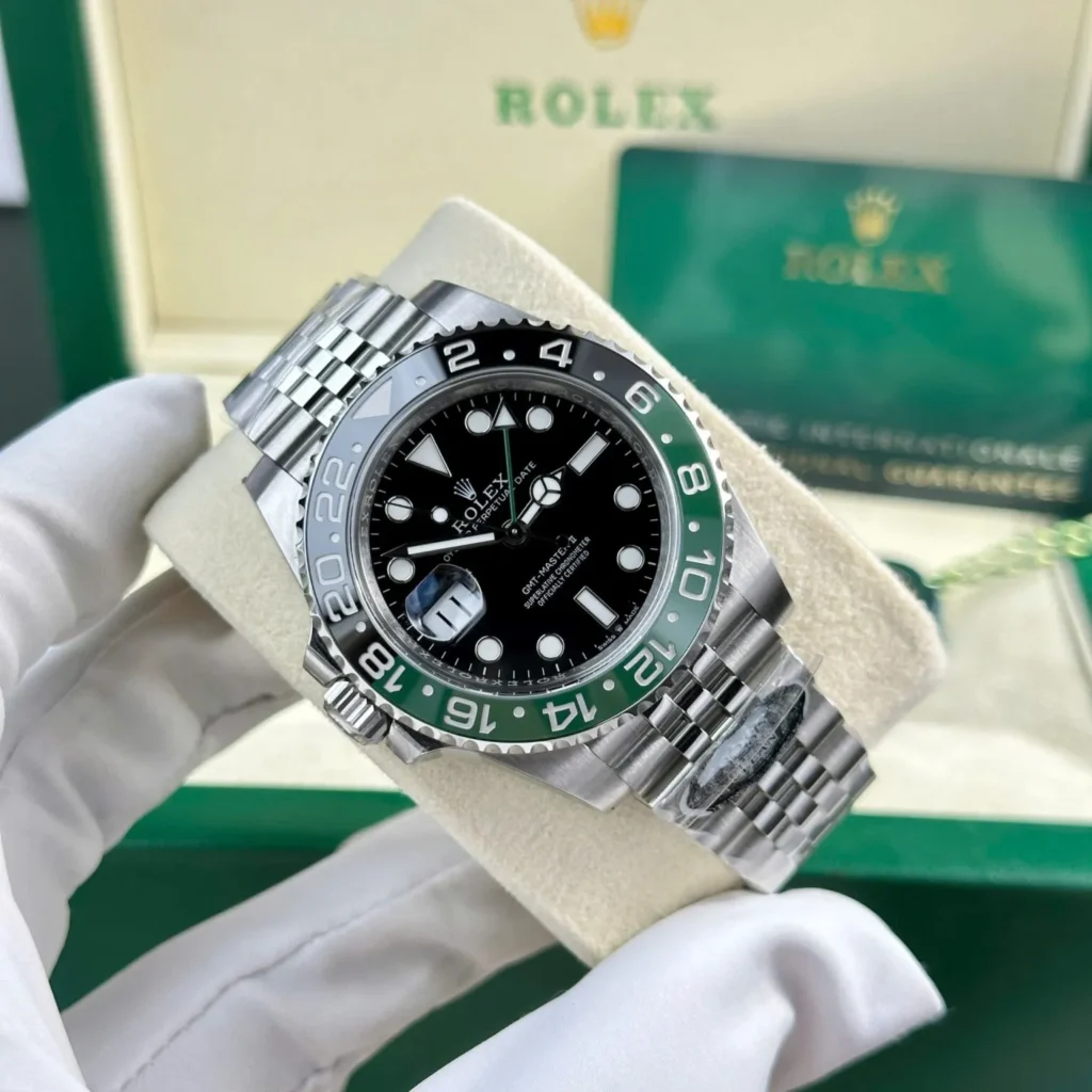 Super Clone Rolex GMT-Master II “Sprite” 126720VTNR — case and bezel
