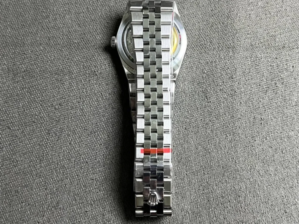 Super Clone Rolex Land-Dweller 36 mm Stainless Steel (2025) — case and bezel