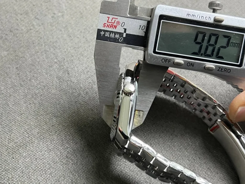 Super Clone Rolex Land-Dweller 36 mm Stainless Steel (2025) — view 9