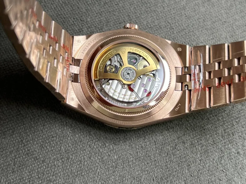 Super Clone Rolex Land-Dweller 40 mm Everose gold (2025) — view 12
