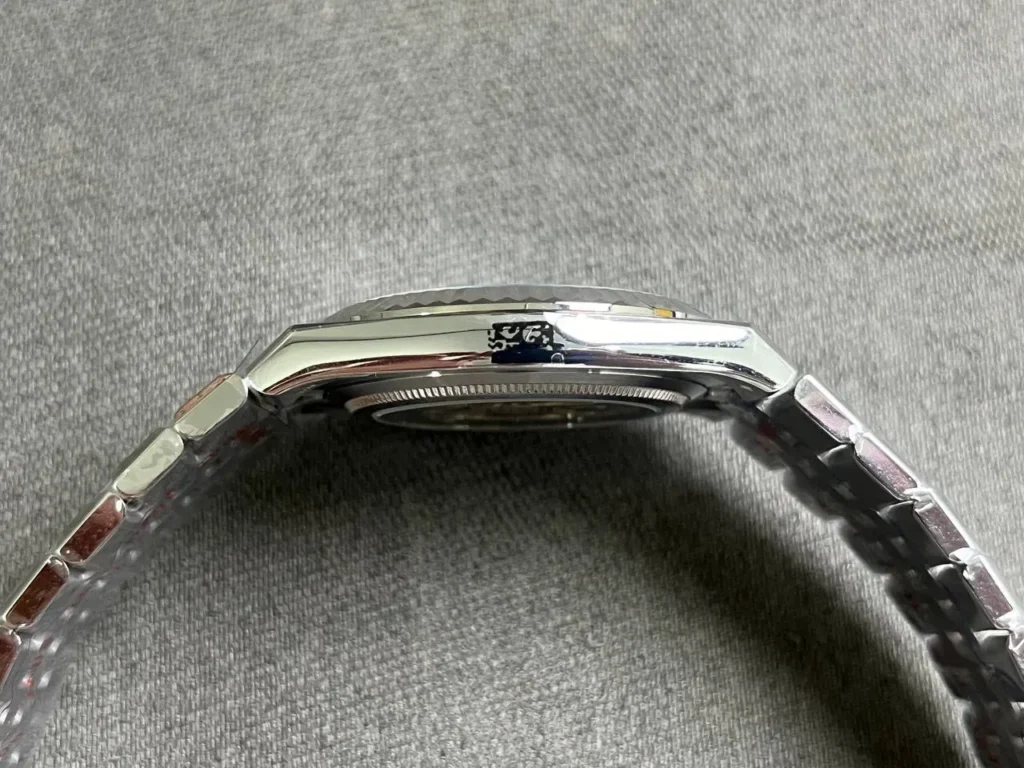 Super Clone Rolex Land-Dweller 40 mm Ice Blue Dial (2025) — bracelet detail