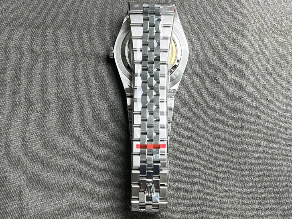 Super Clone Rolex Land-Dweller 40 mm Stainless Steel (2025) — view 10