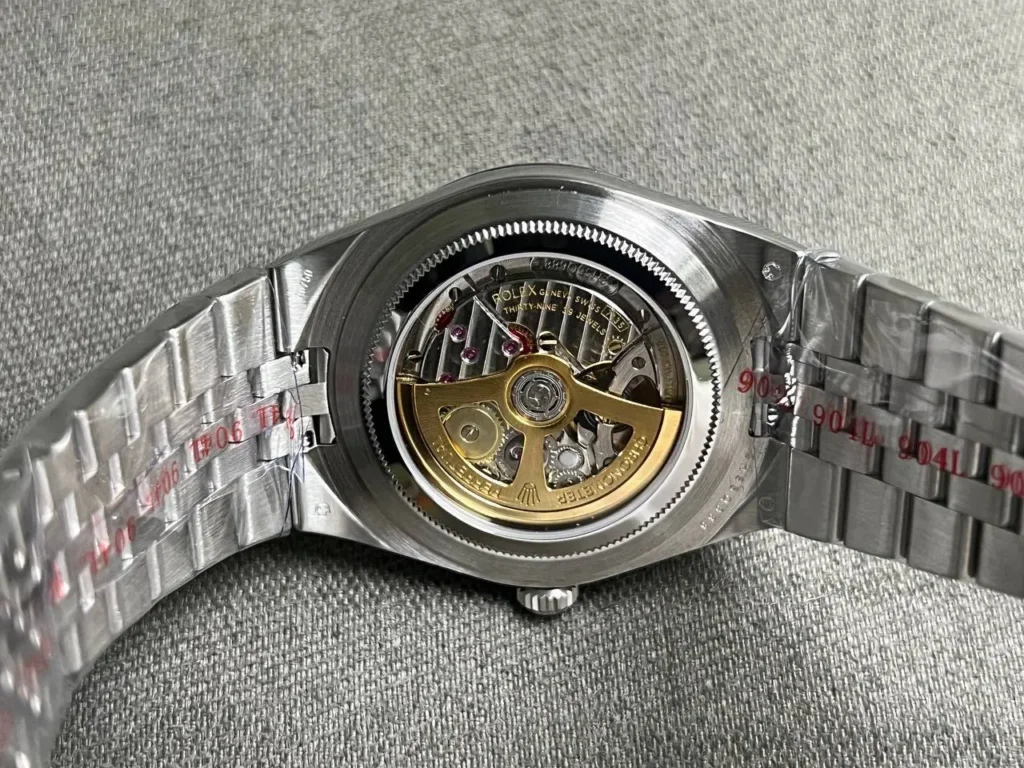 Super Clone Rolex Land-Dweller 40 mm Stainless Steel (2025) — bracelet detail