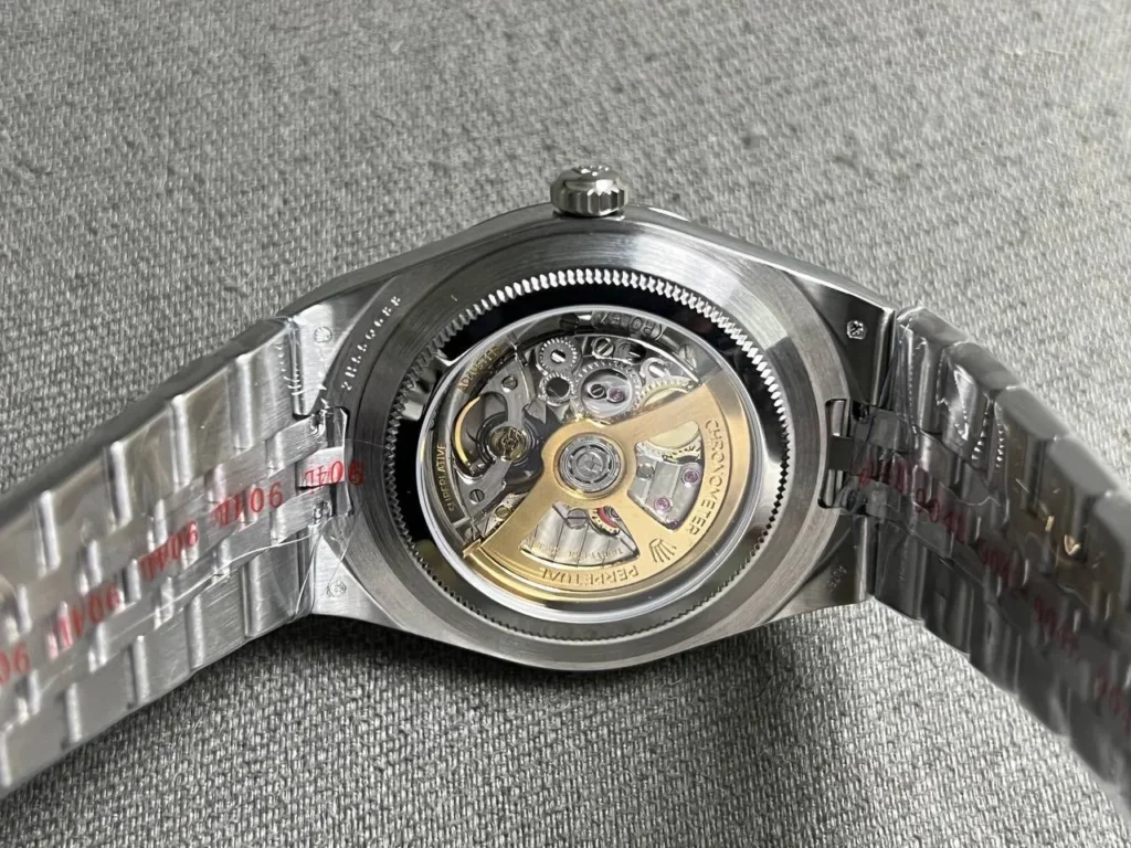 Super Clone Rolex Land-Dweller 40 mm Stainless Steel (2025) — side profile