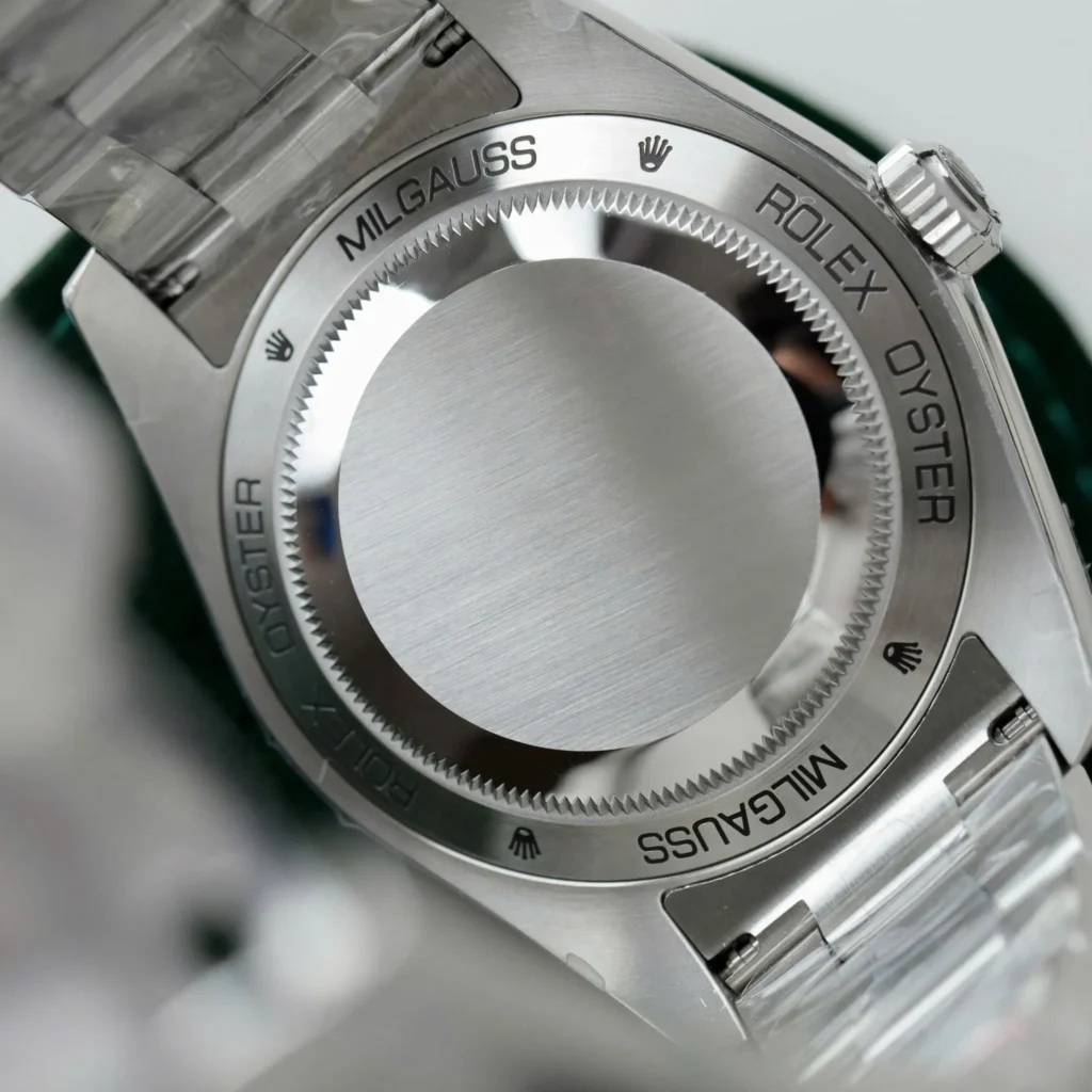 Super Clone Rolex Milgauss Blue Dial 116400GV — bracelet detail
