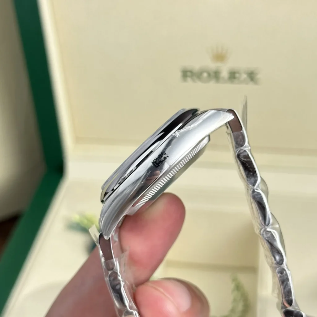 Super Clone Rolex Oyster Perpetual Turquoise Dial 126000 36 mm — view 11