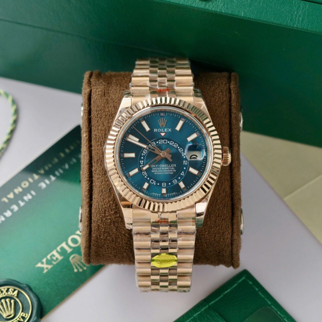 Super Clone Rolex Sky-Dweller Blue Dial 336935 (Jubilee) — dial close-up