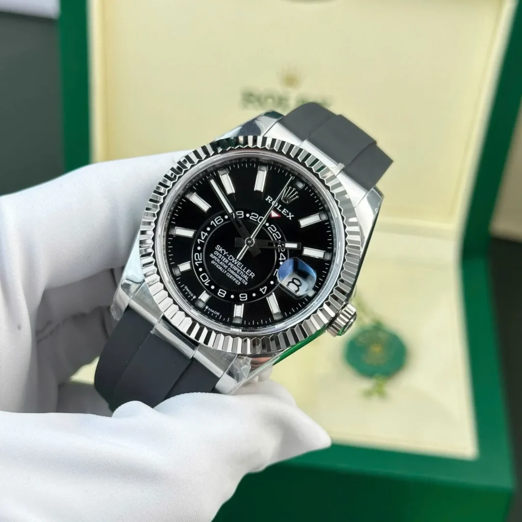 Super Clone Rolex Sky-Dweller Bright black Dial 336239 — bracelet detail