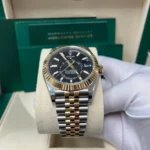 Super Clone Rolex Sky-Dweller Bright black Dial 336933 Jubilee — dial close-up
