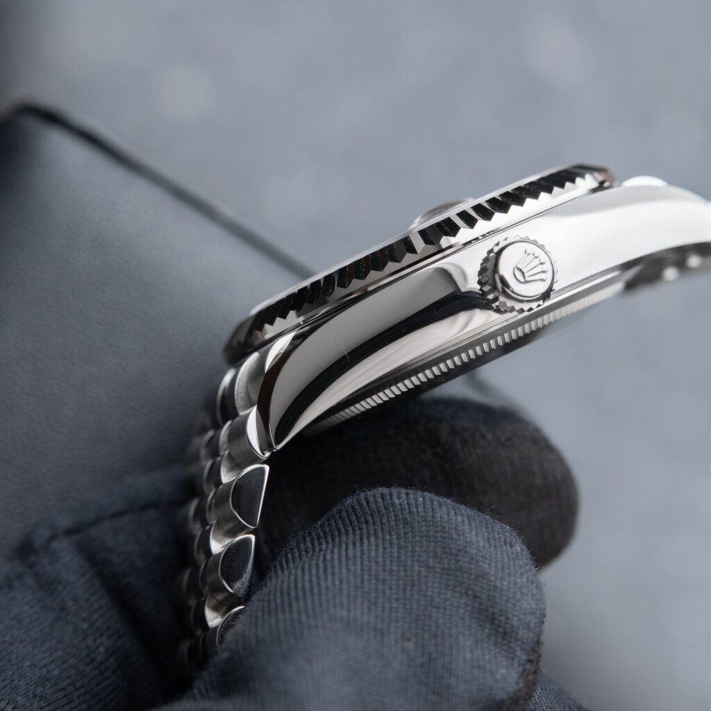 Super Clone Rolex Sky-Dweller Bright black Dial 336934 Jubilee — view 9