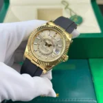 Super Clone Rolex Sky-Dweller Champagne Dial 336238 — case and bezel