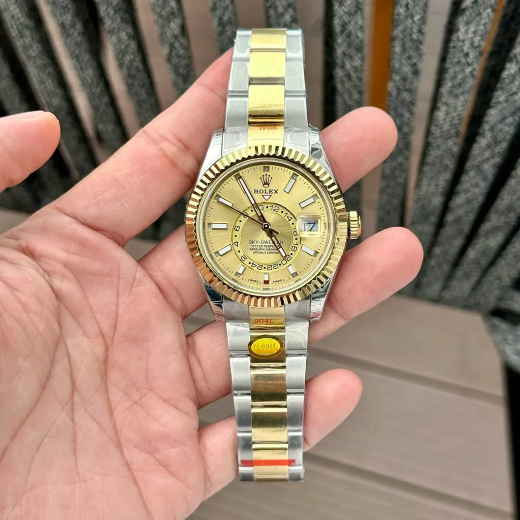 Super Clone Rolex Sky-Dweller Champagne Dial 336933 — dial close-up