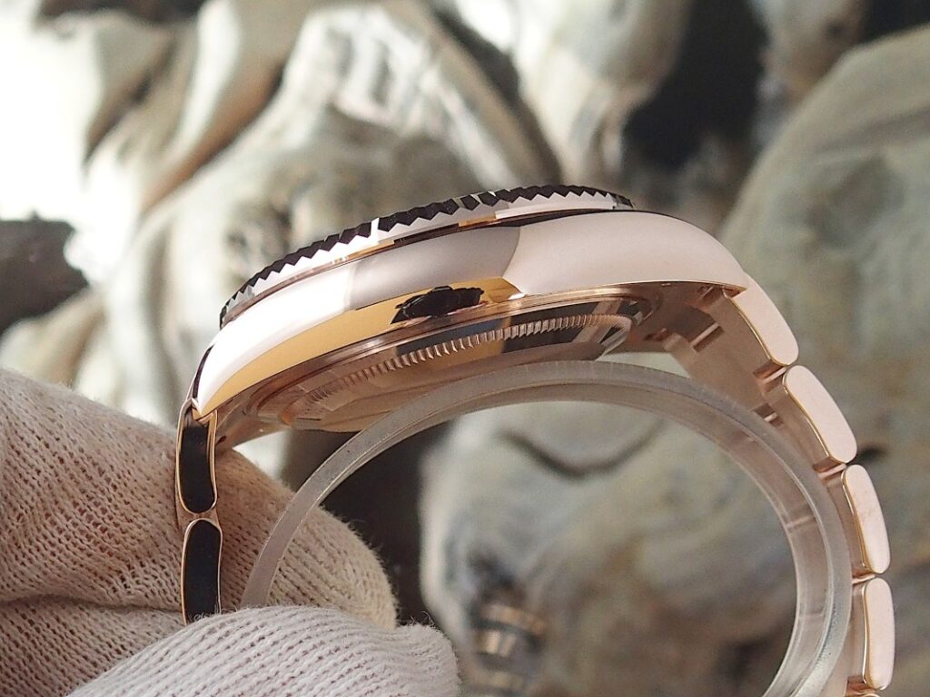 Super Clone Rolex Sky-Dweller Chocolate Dial 336935 — side profile