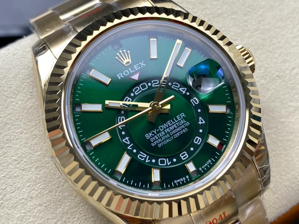 Super Clone Rolex Sky-Dweller Green Dial 336938 (Oyster) — case and bezel