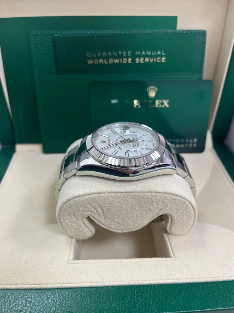 Super Clone Rolex Sky-Dweller Intense white Dial 336934 — side profile