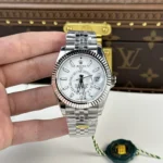 Super Clone Rolex Sky-Dweller Intense white Dial 336934 Jubilee — dial close-up