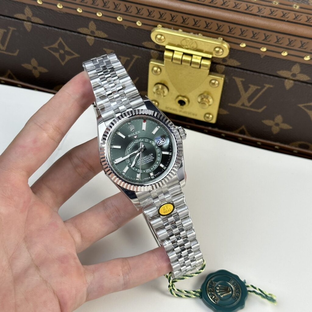 Super Clone Rolex Sky-Dweller Mint green Dial 336934 Jubilee — side profile