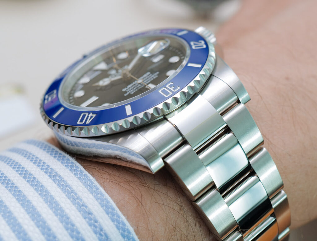 Super Clone Rolex Submariner “Cookie Monster” Black Dial 126619LB — dial close-up