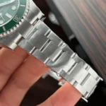 Super Clone Rolex Submariner Green Dial 116610LV “Hulk” — bracelet detail