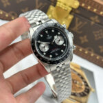 Super Clone Tudor Black Bay Chrono M79360N-0013 41mm — side profile