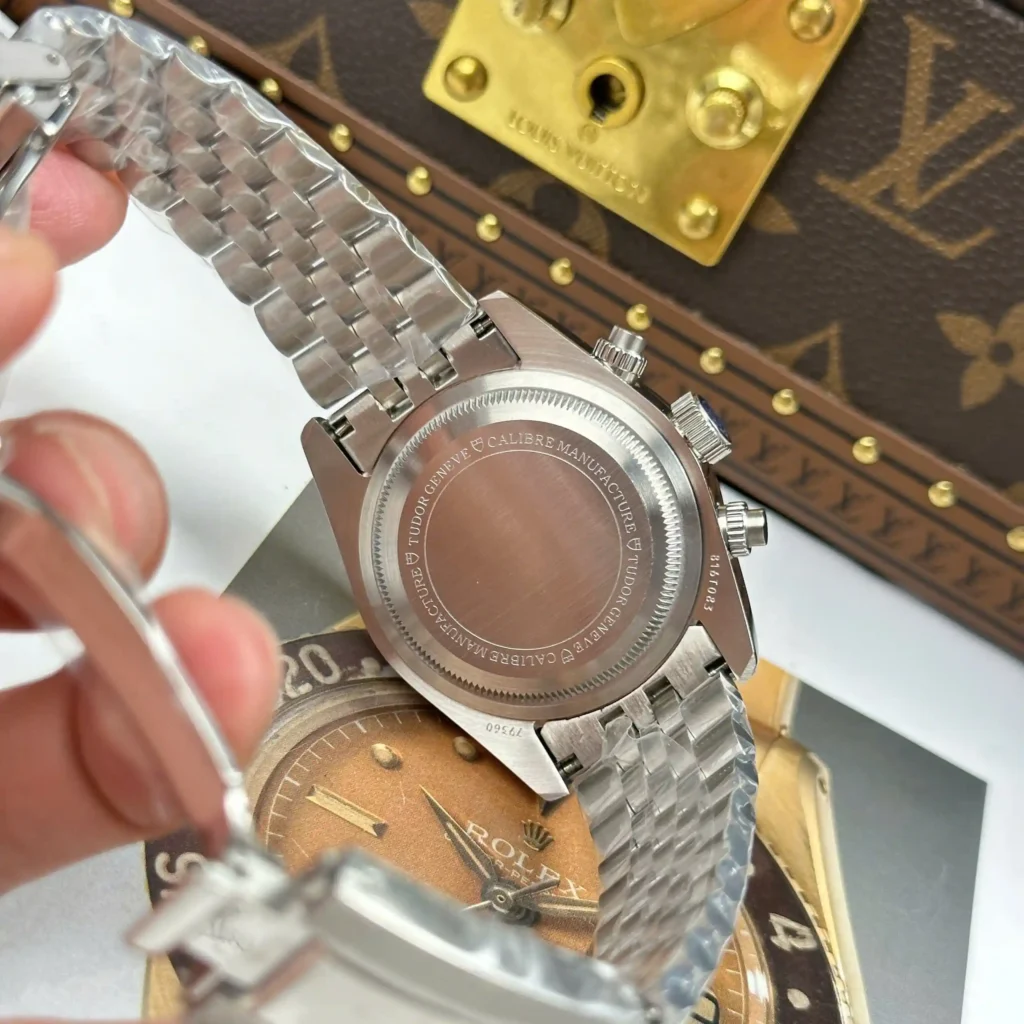 Super Clone Tudor Black Bay Chrono M79360N-0002 41mm — view 10