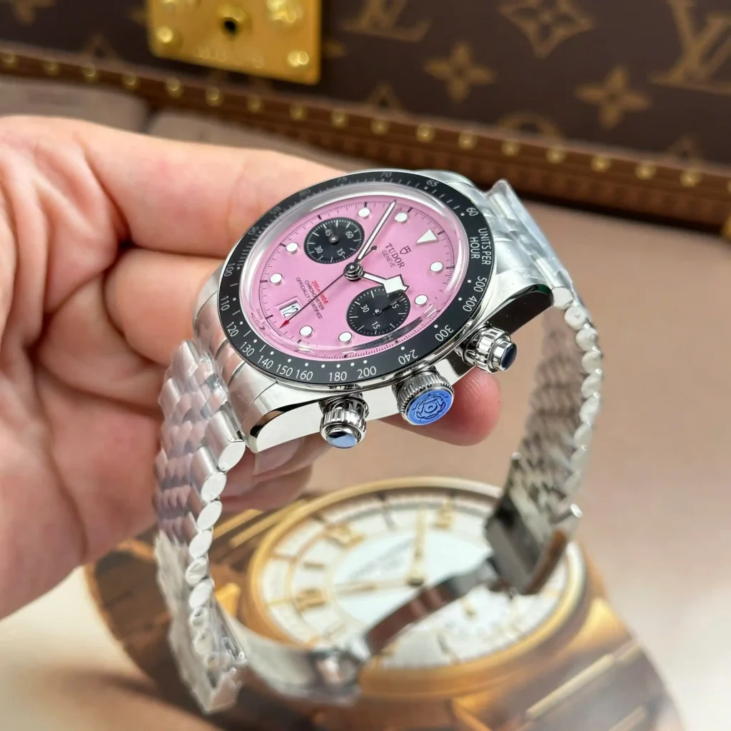 Super Clone Tudor Black Bay M79360N-0019 41mm — bracelet detail
