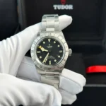 Super Clone Tudor Black Bay Pro M79470-0001 39mm Titanium — bracelet detail