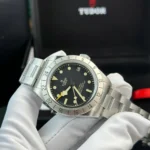 Super Clone Tudor Black Bay Pro M79470-0001 39mm Titanium — side profile