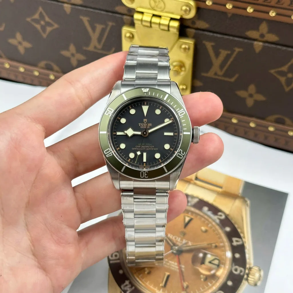 Super Clone Tudor Black Dial Titanium — case and bezel