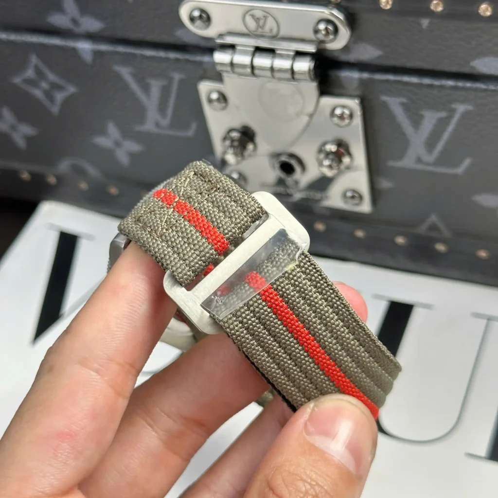 Super Clone Tudor Pelagos FXD Black 25717N 42mm Titanium – — bracelet detail
