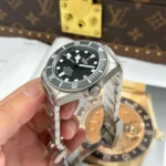 Super Clone Tudor 42mm Titanium — bracelet detail