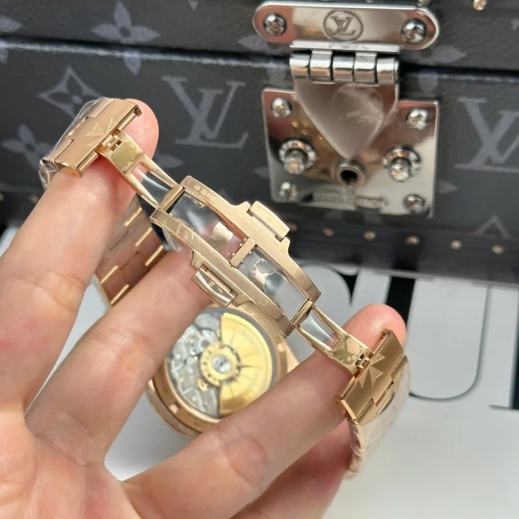 Super Clone Vacheron Constantin 41mm Steel — movement / caseback view