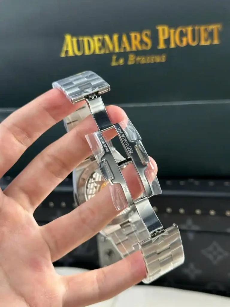 Super Clone Vacheron Constantin 41mm Steel — movement / caseback view