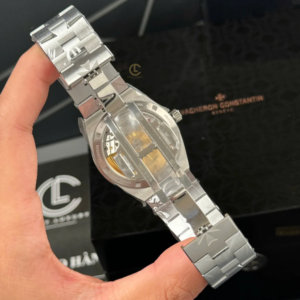 Super Clone Vacheron Constantin Overseas 4500V/110A-B483 41mm Green Dial — clasp and links
