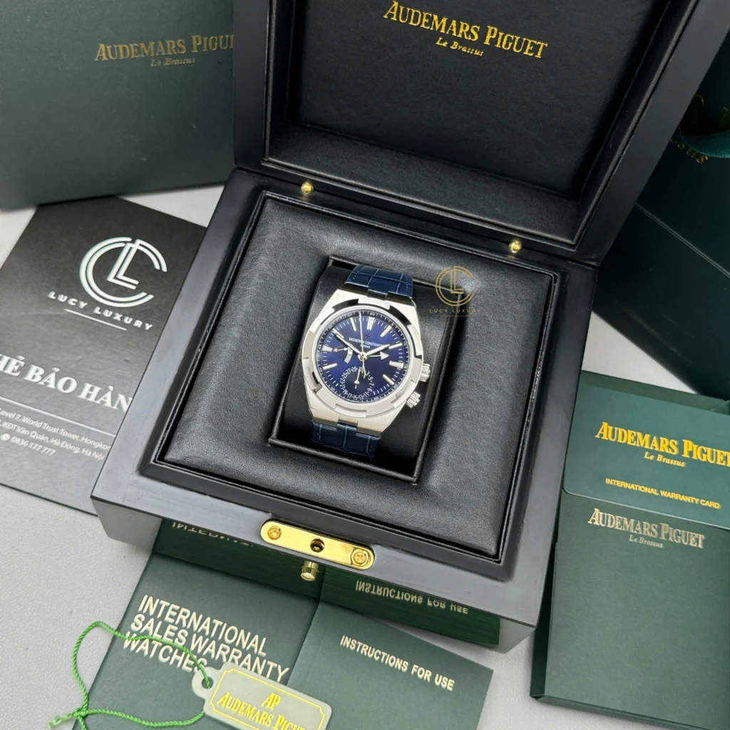 Super Clone Vacheron Constantin Overseas Dual Time 7900V 41mm Blue Dial — view 10