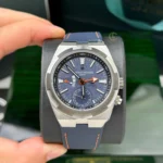Super Clone Vacheron Constantin Overseas Dual Time 7900V 41mm Blue Dial Steel — dial close-up