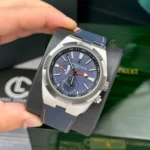 Super Clone Vacheron Constantin Overseas Dual Time 7900V 41mm Blue Dial Steel — case and bezel