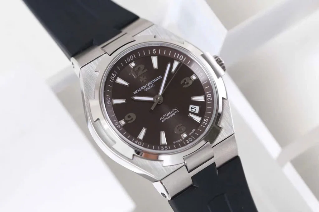 Super Clone Vacheron Constantin Overseas Gray Dial Number Roman 42mm — side profile