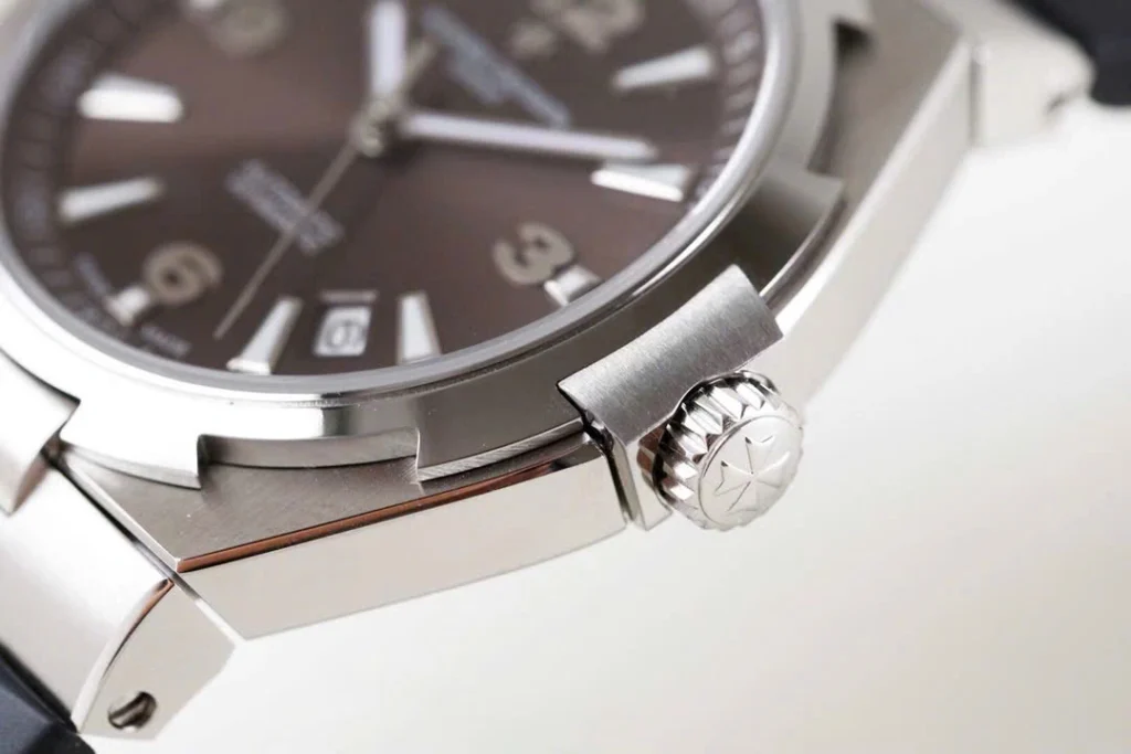 Super Clone Vacheron Constantin Overseas Gray Dial Number Roman 42mm — clasp and links