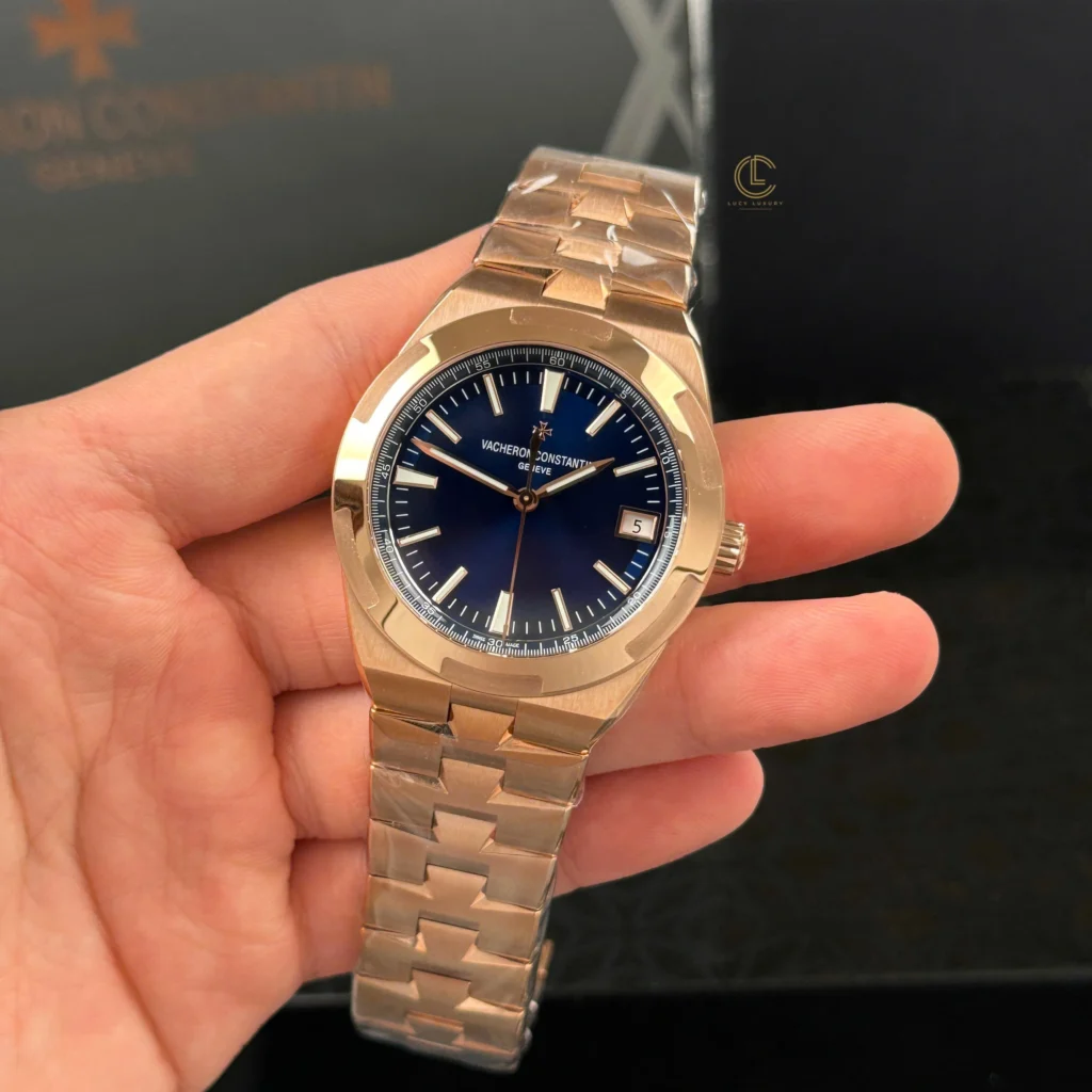 Super Clone Vacheron Constantin Overseas Rose Gold 4500V/110R-B705 41mm Blue Dial — side profile