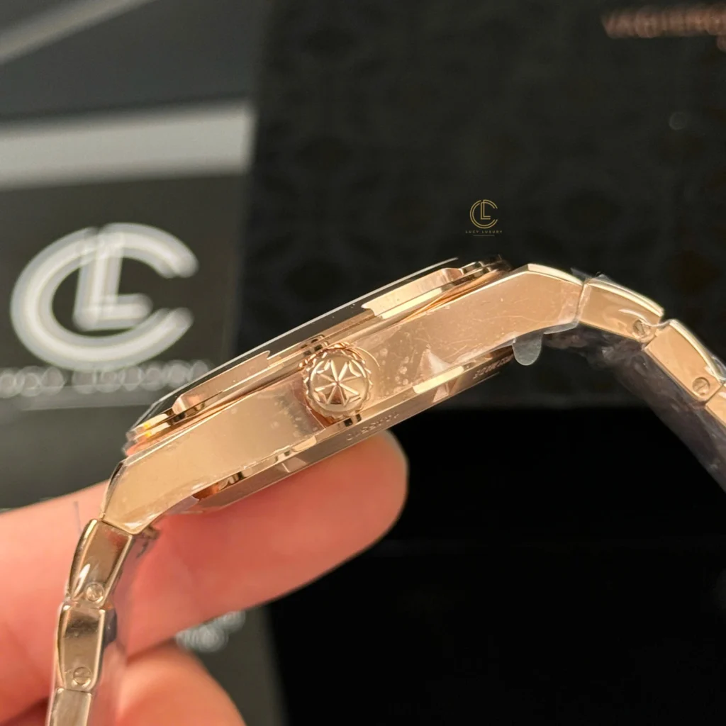 Super Clone Vacheron Constantin Overseas Rose Gold 4500V/110R-B705 41mm Blue Dial — clasp and links