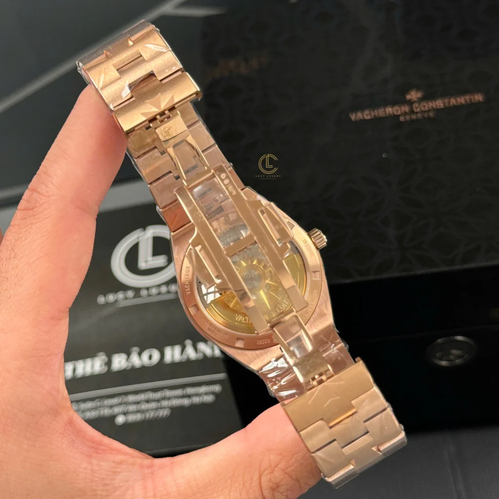 Super Clone Vacheron Constantin Overseas Rose Gold 4500V/110R-B705 41mm Blue Dial — movement / caseback view