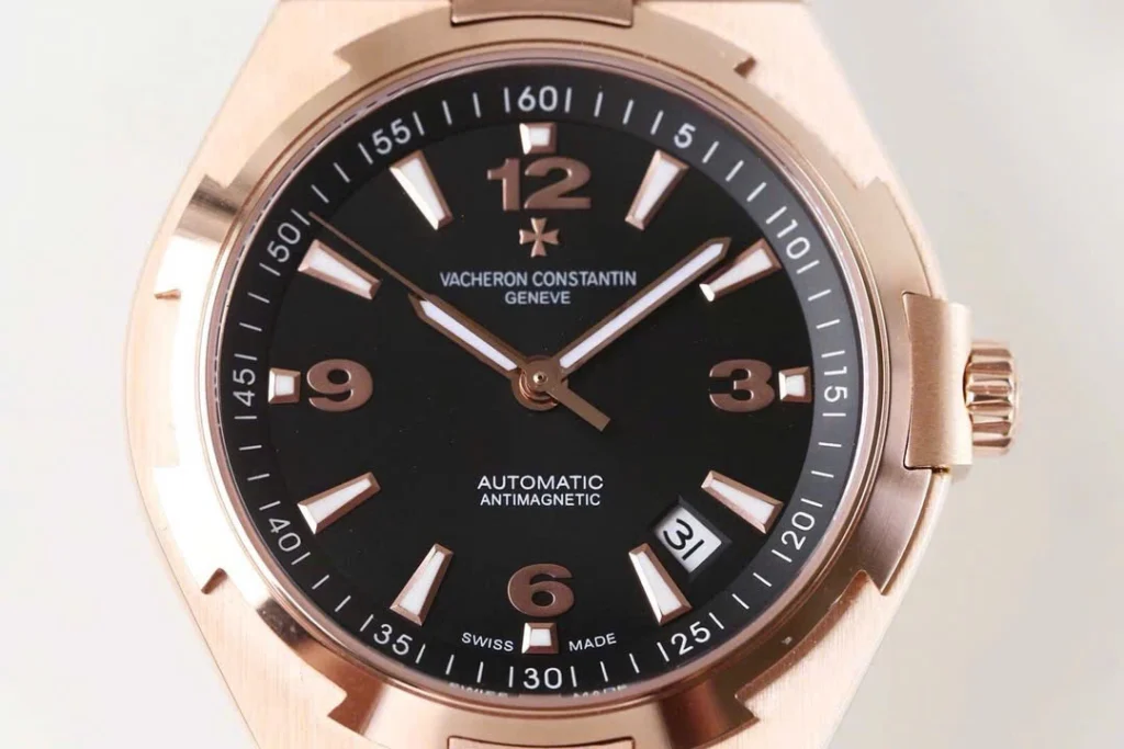 Super Clone Vacheron Constantin Overseas Rose Gold Black Dial Number Roman 42mm — dial close-up
