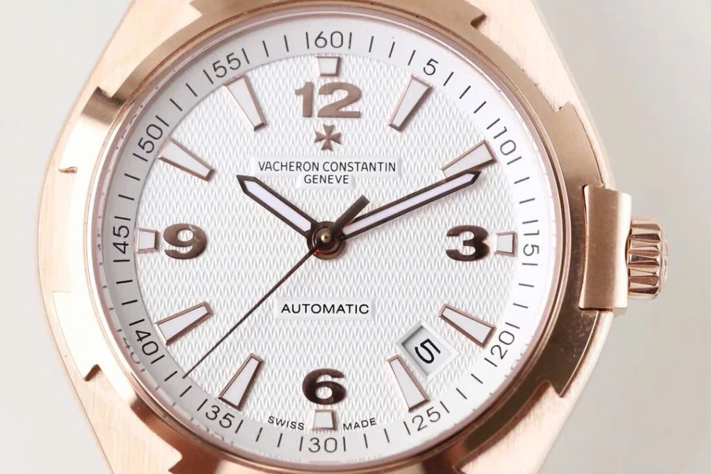 Super Clone Vacheron Constantin Overseas Rose Gold White Dial Number Roman 42mm — dial close-up