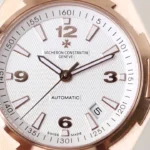 Super Clone Vacheron Constantin Overseas Rose Gold White Dial Number Roman 42mm — dial close-up