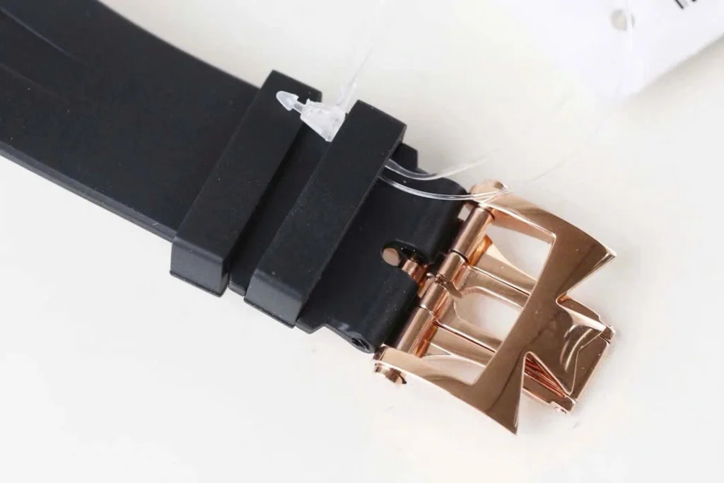 Super Clone Vacheron Constantin Overseas Rose Gold White Dial Number Roman 42mm — view 9