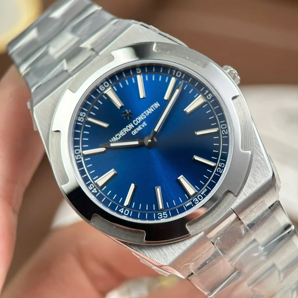 Super Clone Vacheron Constantin Blue Dial Steel — bracelet detail