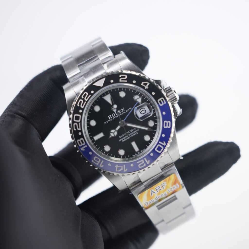 Super Clone Rolex GMT-Master II 126710BLNR “Batman” — bracelet detail
