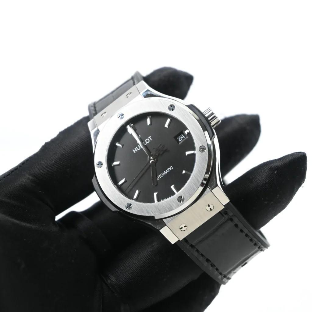Super Clone Hublot Classic Fusion 542.NX.1171.LR 42mm Black Dial – Swiss SuperClone